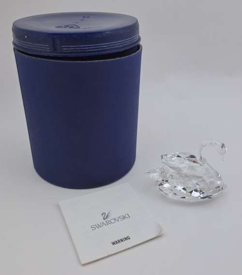 Swarovski Crystal Swan 7633 NR 050 000 (Boxed ) 43x58mm-made in Austria