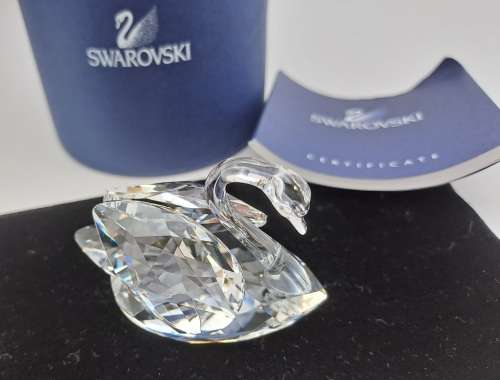 Swarovski Crystal Swan 7633 NR 050 000 (Boxed with certificate ) 40x60x32mm-made in Austria