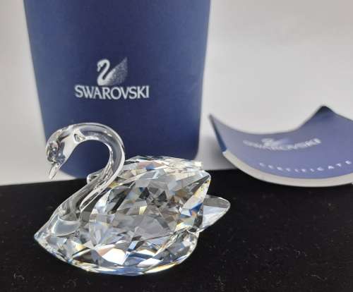 Swarovski Crystal Swan 7633 NR 050 000 (Boxed with certificate ) 40x60x32mm-made in Austria
