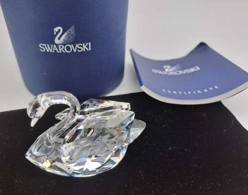 Swarovski Crystal Swan 7633 NR 050 000 (Boxed with certificate ) 40x60x32mm-made in Austria