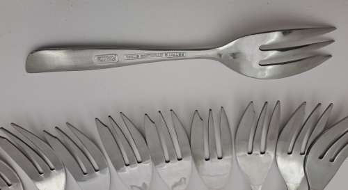 12 x Eetrite `ROSITA` Stainless Steel  small  Cake forks 142mm