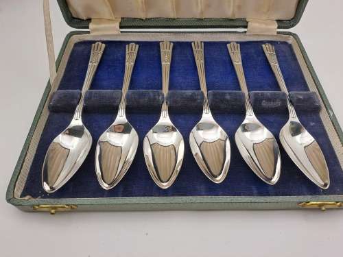 6x Vintage Yeoman Plate spoons -EPNS (silver Plated)made in England Rd859116 -Boxed