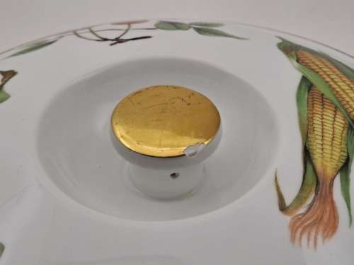 Vintage Royal Worcester Evesham Porcelain Gold Handle Casserole  Dish with lid shape 22 size 3(used)