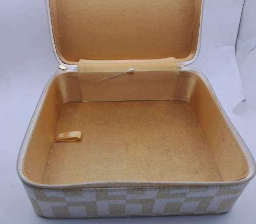 Empty Estee Lauder  Cosmetic  Case 100x220x195mm