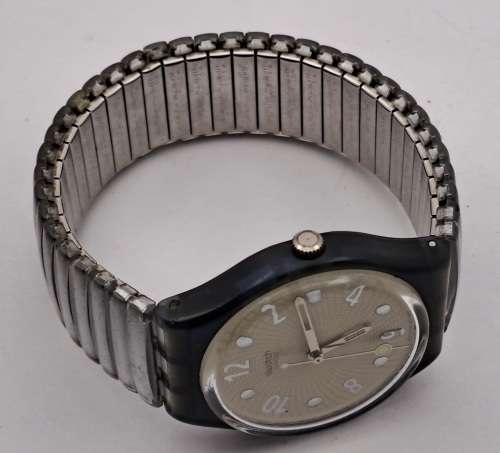 Pre-owned Swatch Quartz watch (Working) face 34x40x8mm -Swatch strap