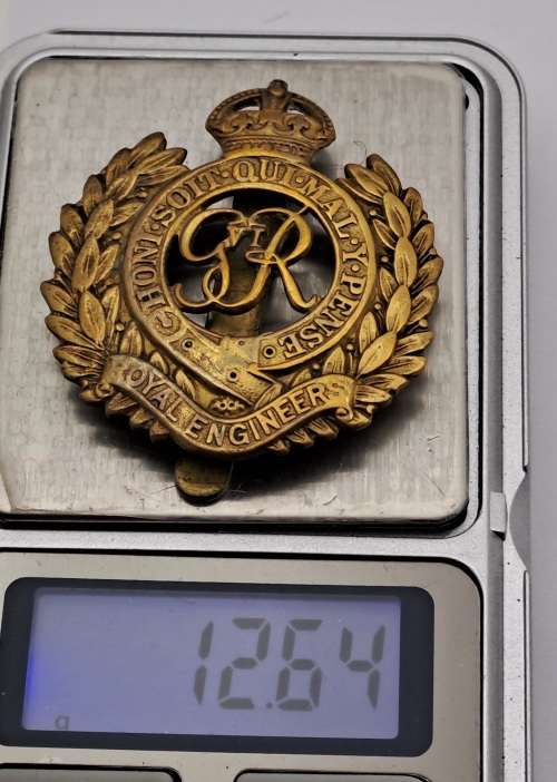 WW2 Royal Engineers Royal Engineers Corps (George VI) Brass Cap Badge 47x42mm