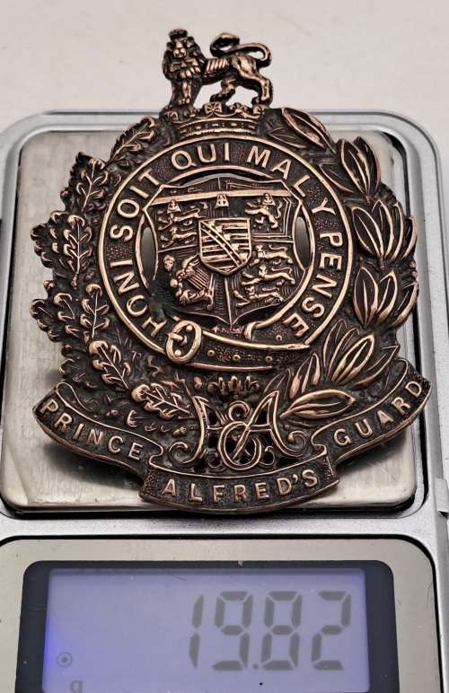 WW1 South African Army Prince Alfred`s Guard uniform Cap badge 65x48mm