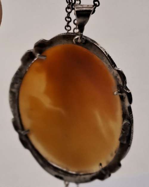 Vintage Silver (.800) Shell Cameo Pendant 27x35mm with chain