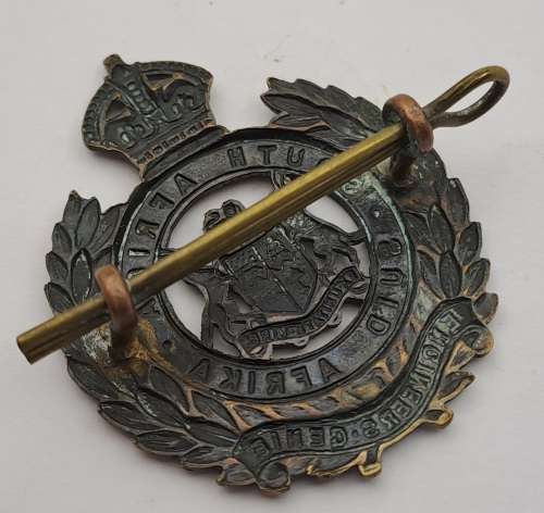 South Africa Engineer Corps brass cap badge worn 1922-26