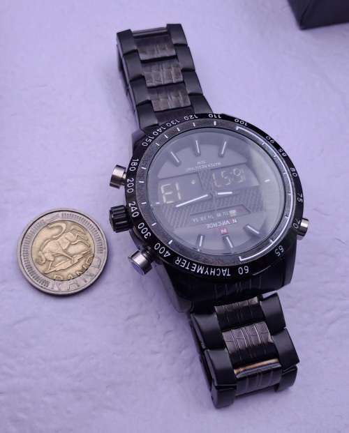 New/old stock NaviForce NF 9097 Quartz watch-still in Box-need battery-metal strap