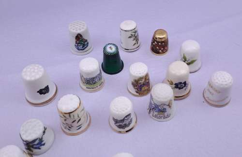 Lot of 22 Items - 21 Vintage Thimbles -plus 1 Miniature Cup (Doulton, spode etc. )