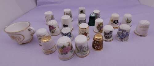 Lot of 22 Items - 21 Vintage Thimbles -plus 1 Miniature Cup (Doulton, spode etc. )
