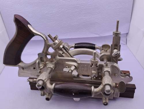 1940`s Stanley Universal Plane No.55 with all 55 cutters in Original wooden Box -Excellent