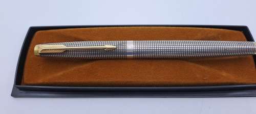 Vintage STERLING .925 SILVER Cap&Barrel  Parker Fountain pen with 14kt Gold Nib-USA