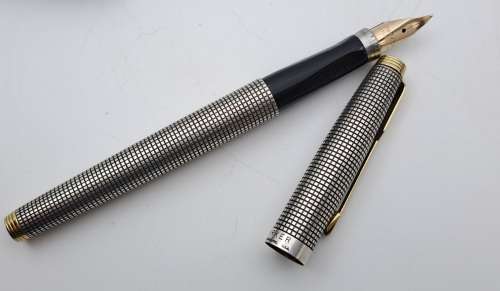 Vintage STERLING .925 SILVER Cap&Barrel  Parker Fountain pen with 14kt Gold Nib-USA