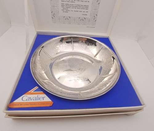 Silver Plated The Twisted bowl by the cavalier - Made in England -Celtic Kings Emblem