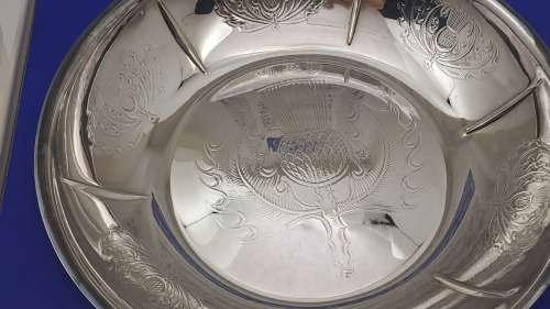 Silver Plated The Twisted bowl by the cavalier - Made in England -Celtic Kings Emblem