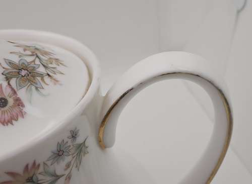 33pc Vintage Paragon BELINDA Stoke-on-Trent Tea set -By Appointment to the Queen