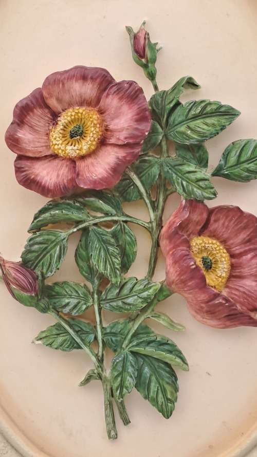 Hand Painted Marks & Spencer Wall Plate with wire stand 210x147x20mm