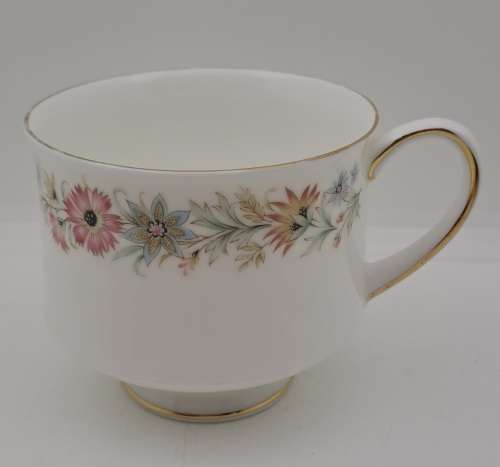 Vintage Royal Albert Belinda Replacement tea cup -68x80x102mm