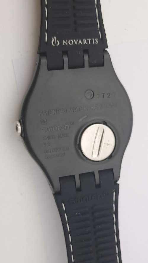 Pre-owned UNUSED Swiss Made SWATCH watch -Working