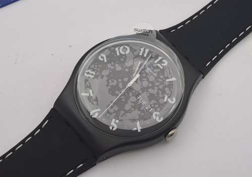 Pre-owned UNUSED Swiss Made SWATCH watch -Working