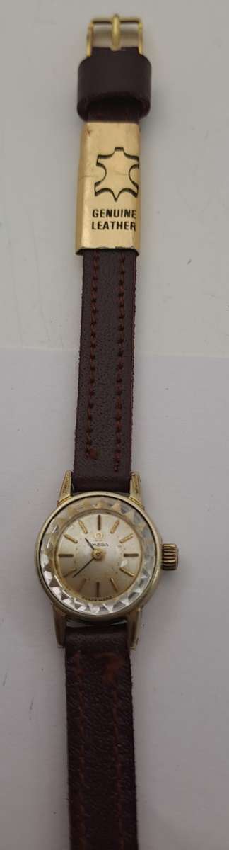 Pre-owned Vintage Ladies OMEGA windup watch - working