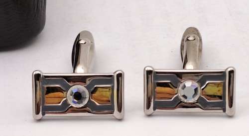 3 pairs of Vintage Cufflinks In box