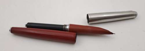 Vintage Parker 61 Fountain Pen Made in England- Ink Tested