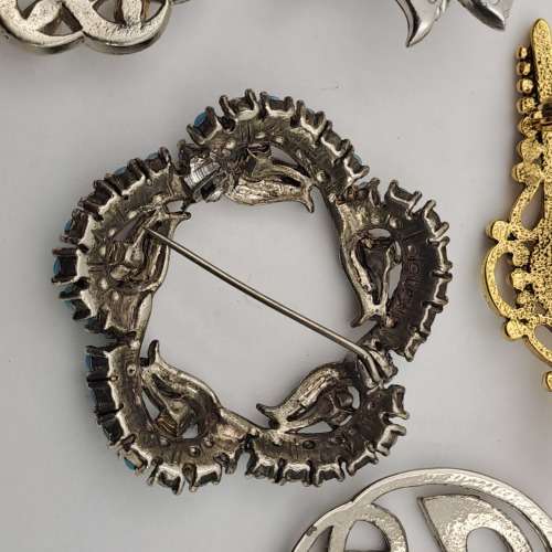 5 Vintage Brooches  - Pre-owned (The Pin Latch on the one is broken)