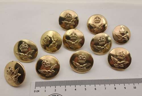 11 WW2 SAA South African Airforce Buttons (Different British Makers) 23mm
