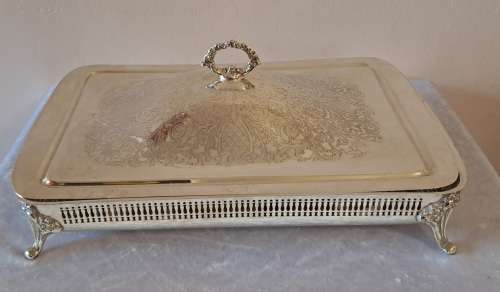 Large   Silver-Plate Entree serving Dish with lid.
