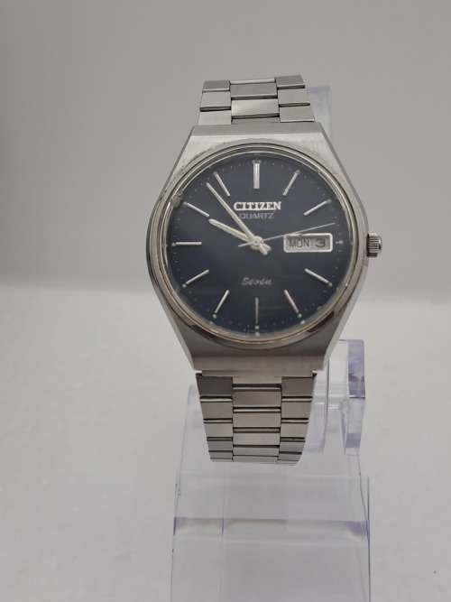 Pre-owned Vintage Mens CITIZEN Seven Quartz Watch 4-281802 KT- Serial 11204008 - Working -in Case