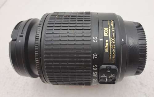 Pre-owned Nikon DX AF-S Nikkor 55-200mm 1:4-5.6GED Lens -Good Condition with Caps