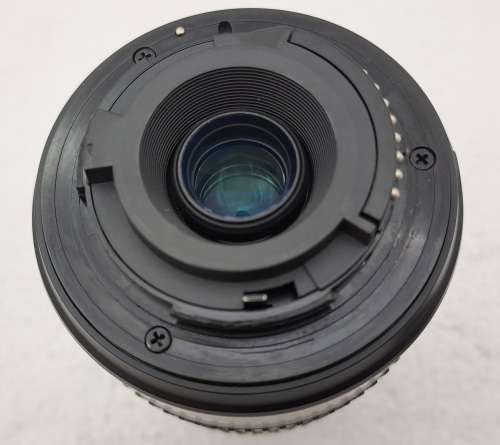 Pre-owned Nikon DX AF-S Nikkor 55-200mm 1:4-5.6GED Lens -Good Condition with Caps