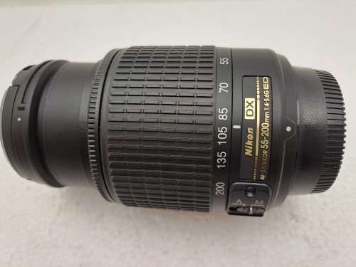Pre-owned Nikon DX AF-S Nikkor 55-200mm 1:4-5.6GED Lens -Good Condition with Caps