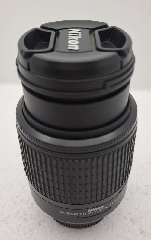Pre-owned Nikon DX AF-S Nikkor 55-200mm 1:4-5.6GED Lens -Good Condition with Caps