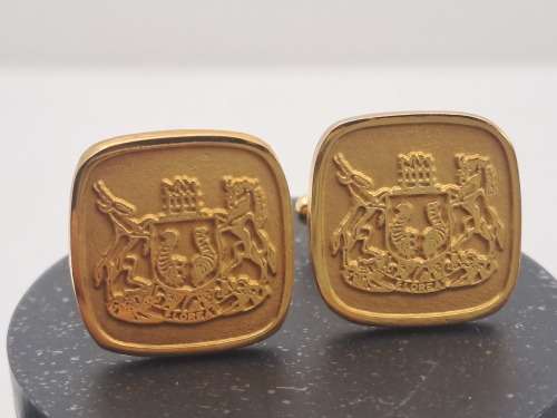 Vintage cufflinks with Bloemfontein Coat of Arms -Boxed