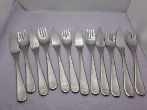 12pc Vintage Solingen Stainless Steel 18/10 Fish Knifes and Forks -Made in Germany.