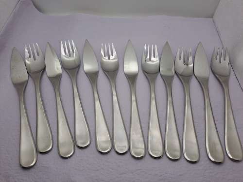 12pc Vintage Solingen Stainless Steel 18/10 Fish Knifes and Forks -Made in Germany.