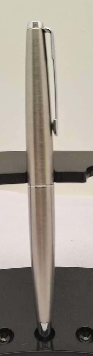 Vintage Parker Fountain Pen -Ink Tested - Made In England -see description