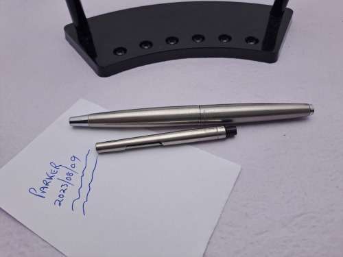 Vintage Parker Fountain Pen -Ink Tested - Made In England -see description