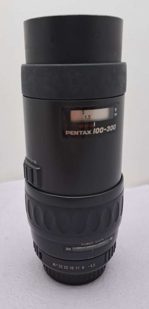 Pre-Owned SMC Pentax-FA 1:45-5,6 100-300mm Power Zoom Lens with Caps-Lens Mount Pentax K
