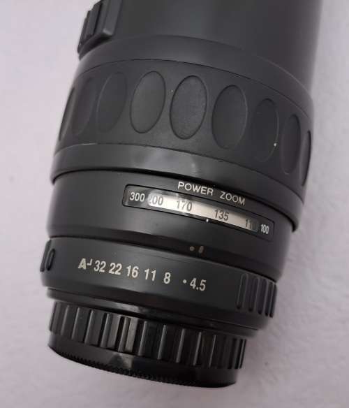 Pre-Owned SMC Pentax-FA 1:45-5,6 100-300mm Power Zoom Lens with Caps-Lens Mount Pentax K