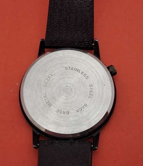 Pre-Owned Traxx Fashion Quartz watch made in Japan -as New -Working