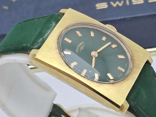 Vintage Rotary Swiss Windup Ladies Watch Working with Box.