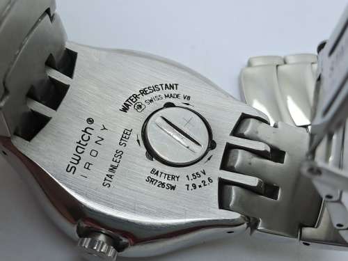 Pre-owned Swatch Irony AG2001 Men`s  Quartz watch Swiss made -Great Condition with box and Papers.