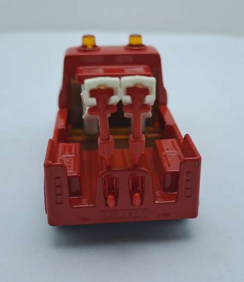 Vintage Die Cast Matchbox Superfast no 61 Wreck truck By Lesney England.