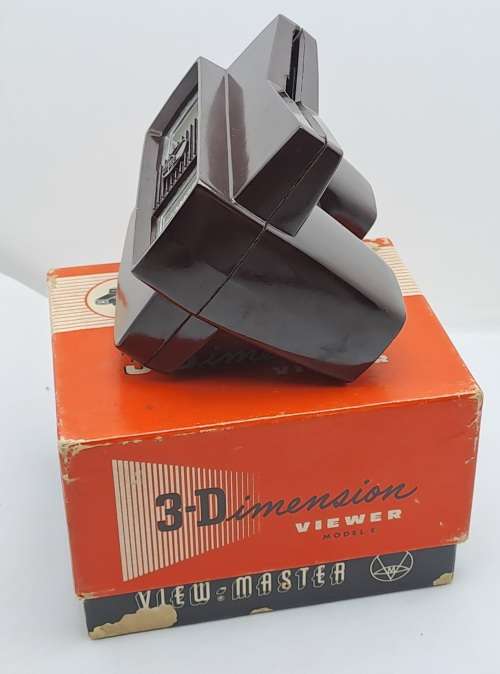 Vintage View-Master Model E 1955-1961 with 9 Reel`s in original Box.