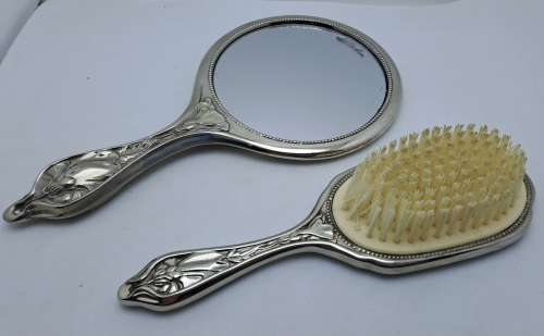 Antique / Vintage Vanity Mirror and Brush set.. (No hallmarks or makers mark)
